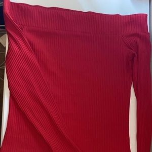 Wilfred/Aritziared off shoulder top